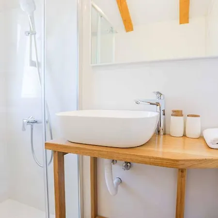 Sole With Private Pool