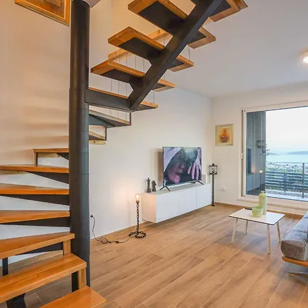 Sole With Private Pool * Kaštela