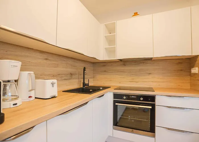 Sole With Private Pool Vila