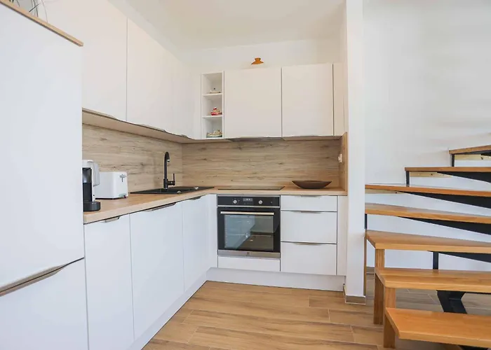 Sole With Private Pool * Kastela