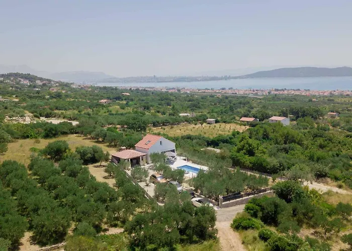 Sole With Private Pool Vila *