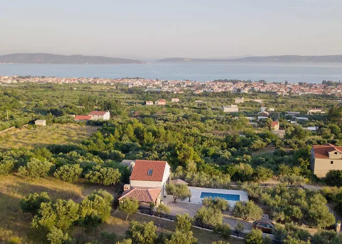 Sole With Private Pool * Kastela